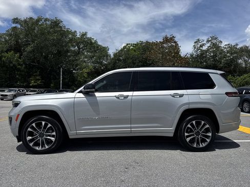 Used 2023 Jeep Grand Cherokee L Overland RWD image 27