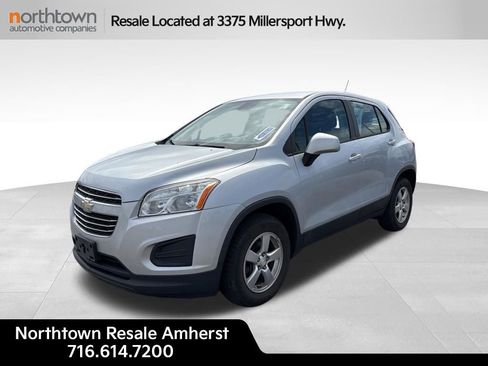 Used 2016 Chevrolet Trax LS AWD/4WD image 1