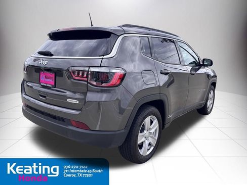 Used 2022 Jeep Compass Latitude image 7