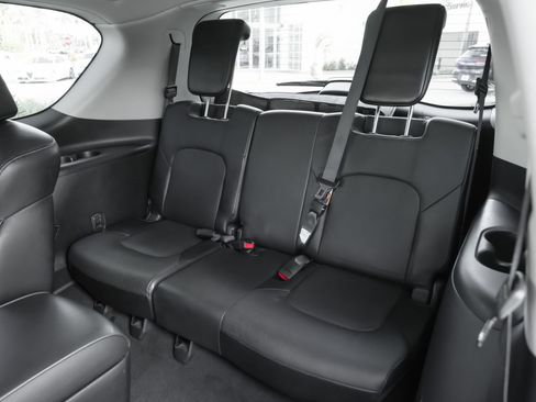 Certified 2018 INFINITI QX80 2WD image 46