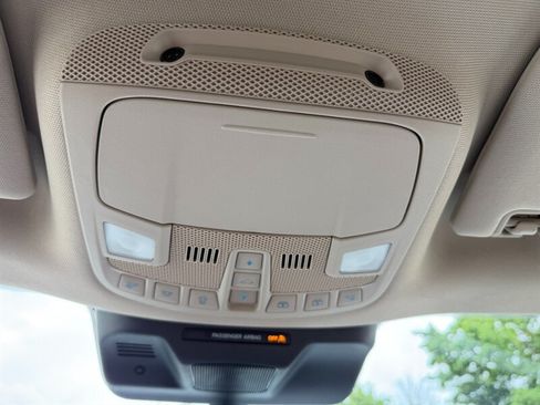 Used 2024 Ford Expedition XLT RWD image 46