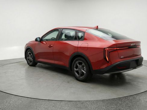 Used 2025 Kia K4 FWD image 6