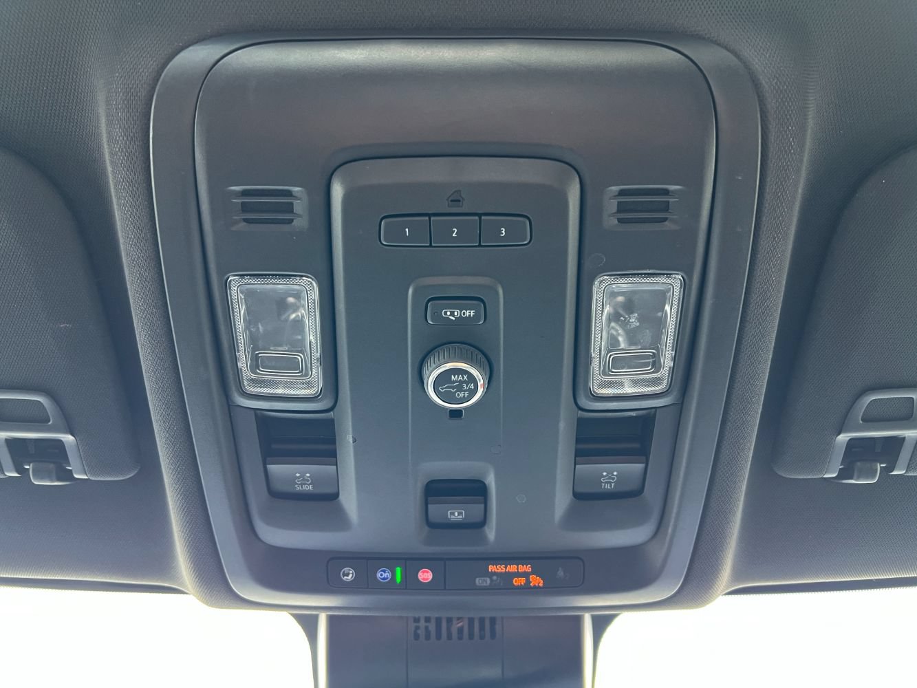 Used 2023 GMC Yukon SLT w/ Max Trailering Package AWD/4WD image 19