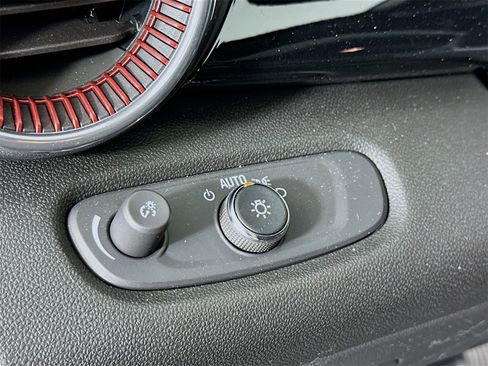 Used 2026 Chevrolet Trax RS w/ Driver Confidence Package image 10