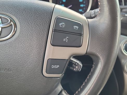 Used 2009 Toyota Land Cruiser AWD/4WD image 11