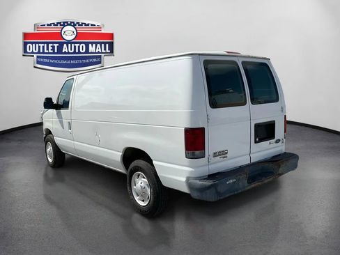 Used 2011 Ford E-250 and Econoline 250 w/ Commercial Cargo Van Pkg image 5