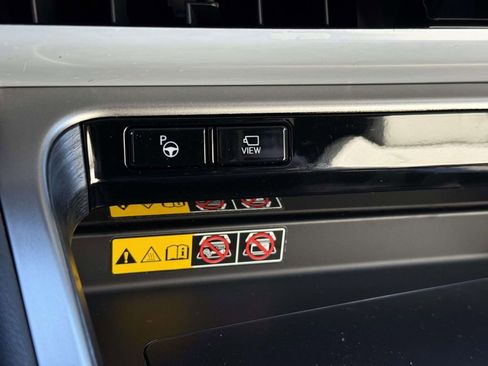 Used 2026 Lexus TX 500h AWD image 27