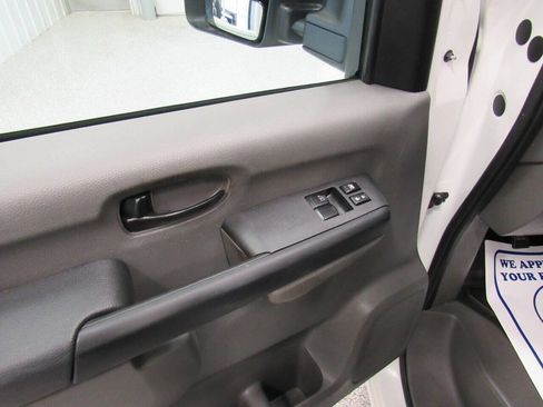 Used 2017 Nissan NV 3500 SV w/ Technology Package image 36