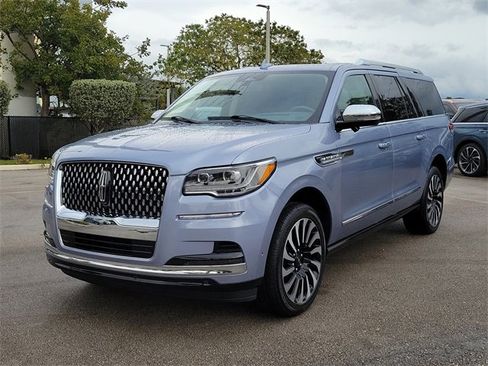 Certified 2023 Lincoln Navigator L Black Label image 3