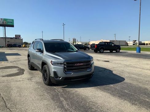 Used 2023 GMC Acadia AT4 w/ Technology Package AWD/4WD image 4