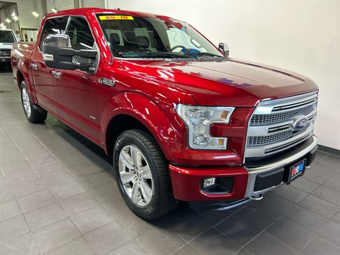 Used 2015 Ford F150 Platinum w/ Equipment Group 701A Luxury AWD/4WD image 2