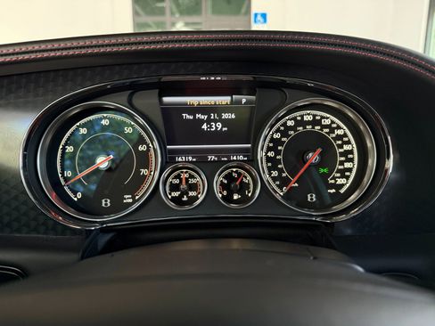 Used 2018 Bentley Flying Spur S W12 AWD/4WD image 45