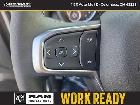 New 2026 RAM 2500 Big Horn AWD/4WD image 32