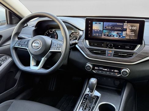 Used 2025 Nissan Altima 2.5 SV w/ SV Special Edition Package FWD image 23