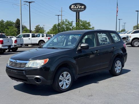 Used 2010 Subaru Forester 2.5X w/ Popular Equipment Group 1B AWD/4WD image 3
