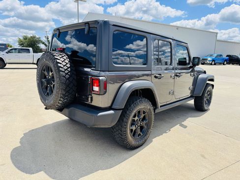 Used 2021 Jeep Wrangler Unlimited Sport AWD/4WD image 33