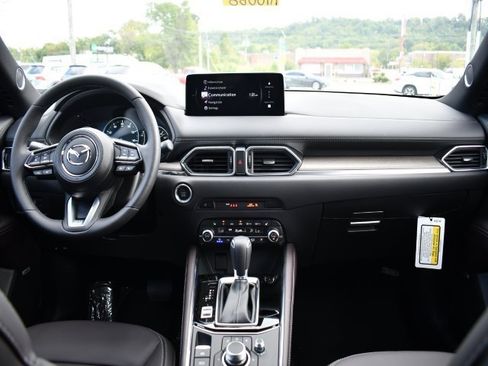 New 2025 MAZDA CX-5 Signature image 23
