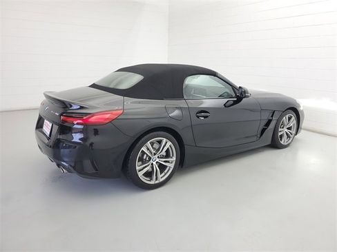 Used 2025 BMW Z4 sDrive30i image 5