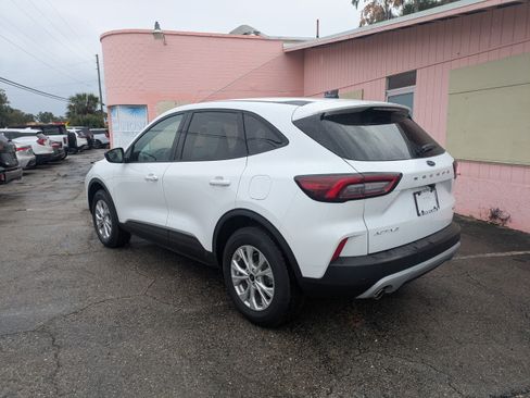 Certified 2025 Ford Escape Active w/ Tech Pack #1 AWD/4WD image 5