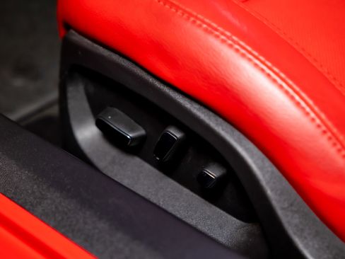 Used 2016 Chevrolet Corvette Z06 w/ 2LZ Preferred Equipment Group image 10