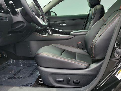 Certified 2021 Nissan Sentra SR w/ SR Premium Package FWD image 16