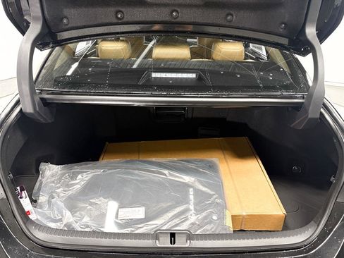 New 2025 Lexus ES 350 Ultra Luxury image 11