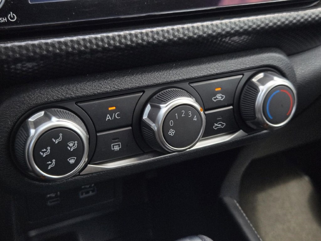 Certified 2024 Nissan Kicks SV FWD image 21