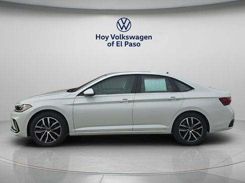 New 2026 Volkswagen Jetta SE image 5