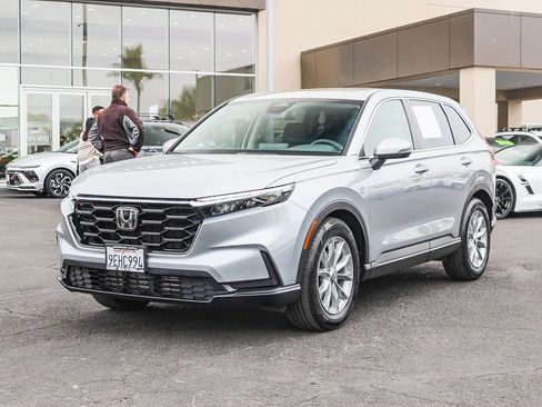 Used 2023 Honda CR-V EX image 3