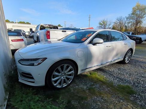 Used 2018 Volvo S90 T8 Inscription w/ Convenience Package AWD/4WD image 2