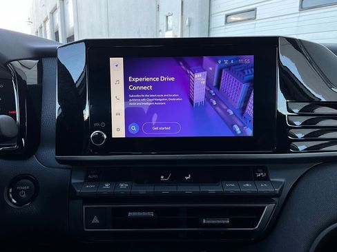 Used 2025 Toyota Camry LE image 25