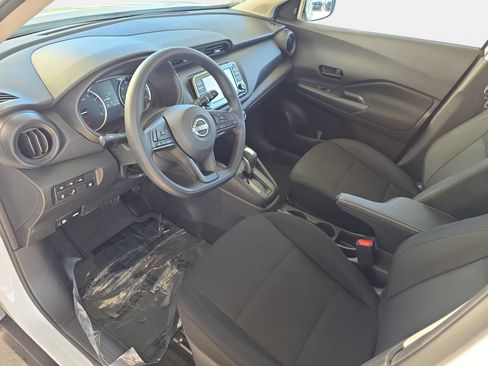 Certified 2025 Nissan Kicks Play S FWD image 15