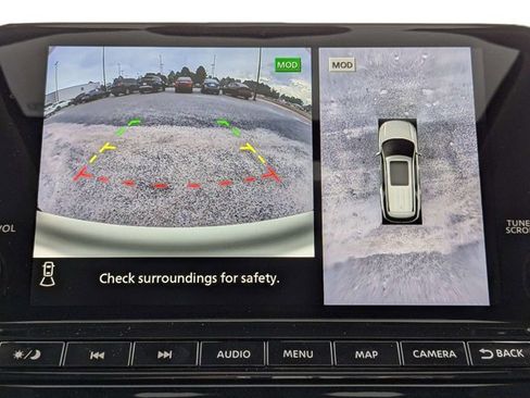 New 2025 Nissan Pathfinder Platinum image 32