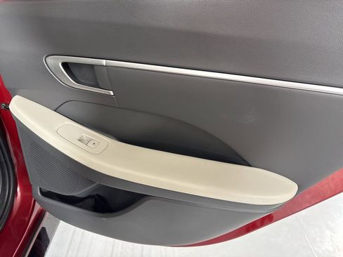 Used 2024 Hyundai Sonata SEL FWD image 18