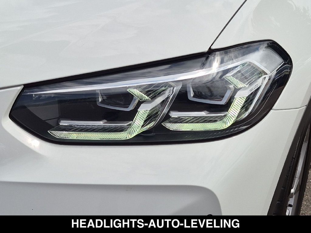 Used 2022 BMW X3 xDrive30i AWD/4WD image 17