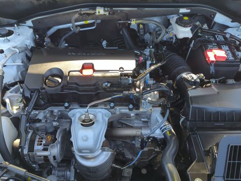 Used 2025 Honda HR-V LX image 20