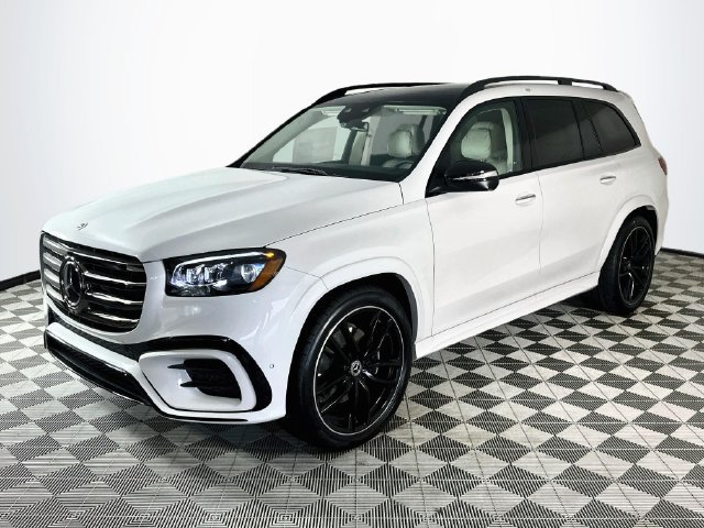 New 2026 Mercedes-Benz GLS 450 4MATIC image 3