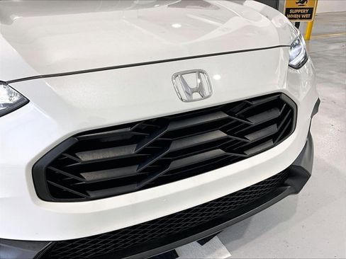 Used 2024 Honda HR-V Sport image 30