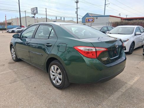 Used 2015 Toyota Corolla LE image 12