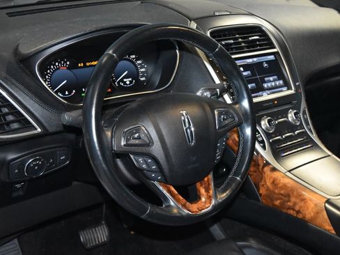 Used 2016 Lincoln MKX Reserve image 2