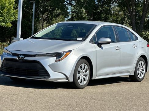 Certified 2024 Toyota Corolla LE FWD image 9