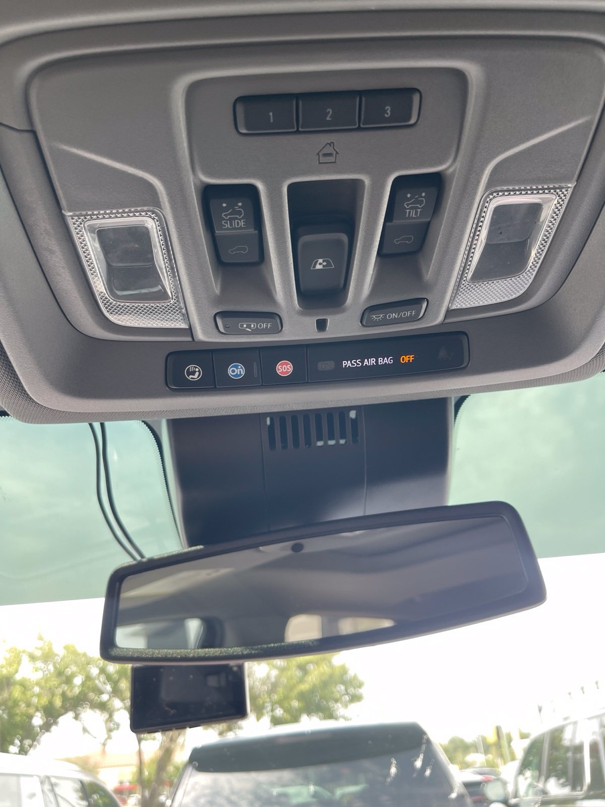 Used 2022 GMC Sierra 1500 Denali AWD/4WD image 22
