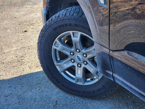 Used 2021 Ford F150 Lariat image 21