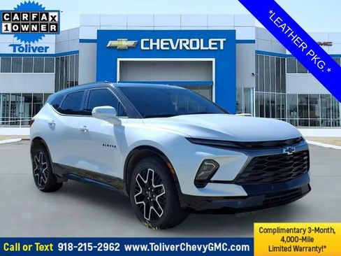 Used 2023 Chevrolet Blazer RS w/ Driver Confidence II Package FWD image 1