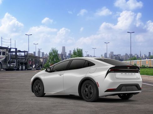 New 2026 Toyota Prius LE image 6