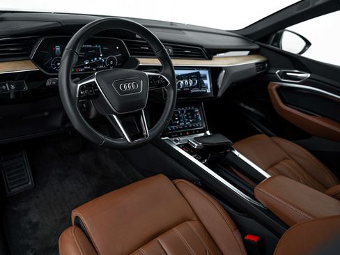 Certified 2024 Audi Q8 e-tron Prestige w/ Prestige Package AWD/4WD image 10