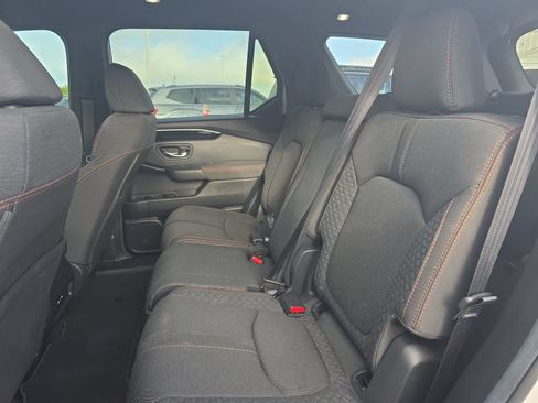 Used 2025 Honda Pilot Sport image 11