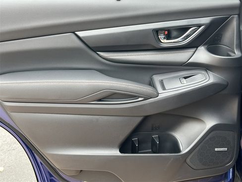 New 2026 Subaru Ascent Limited Bronze image 40