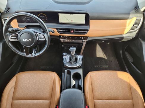 Used 2024 Kia Seltos EX image 27