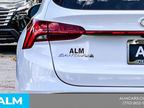 Used 2022 Hyundai Santa Fe SEL w/ Convenience + Premium Package FWD image 14